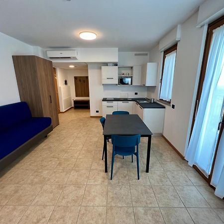 Corte Milano Rozzano Exterior foto