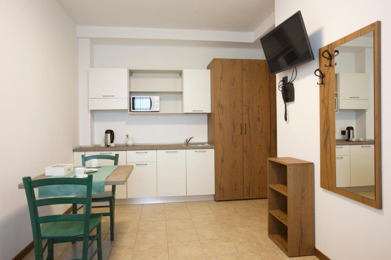 Corte Milano Rozzano Exterior foto
