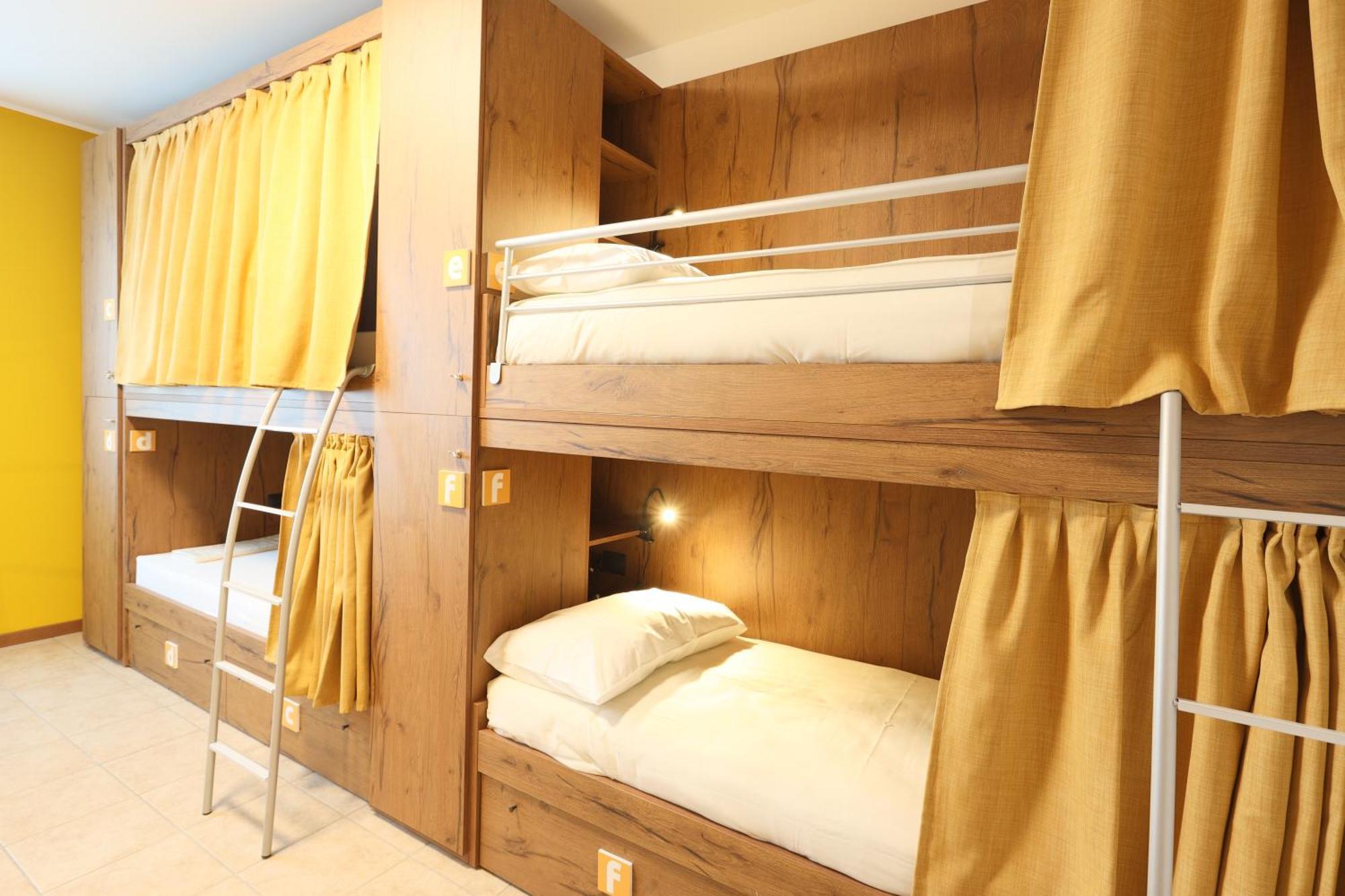 Corte Milano Rozzano Habitación foto